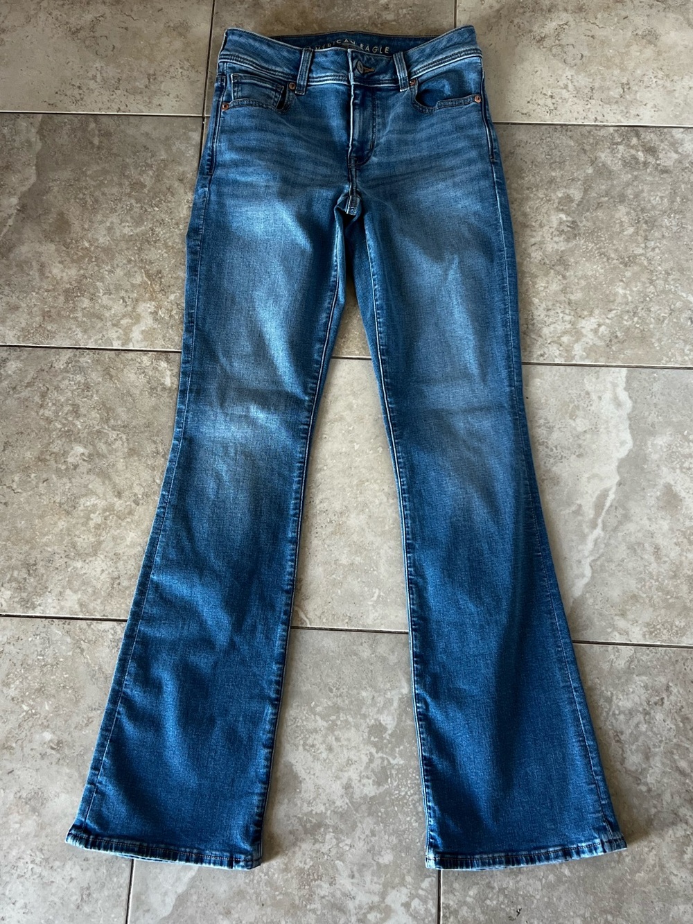 American Eagle Next Level Stretch Bootcut Jeans Size 2 Regular NWT - Picture 2 of 7